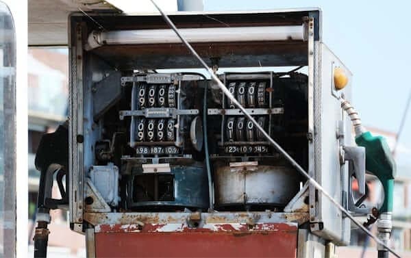 Dry-Type vs Oil-Cooled Transformers: Which One Should You Choose?